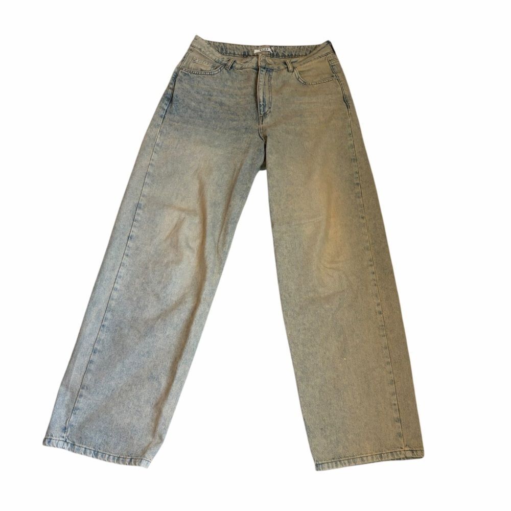 NA-KD Wide Leg Jeans Women’s Size 8 Gray Dirty Wash Baggy Y2K Denim